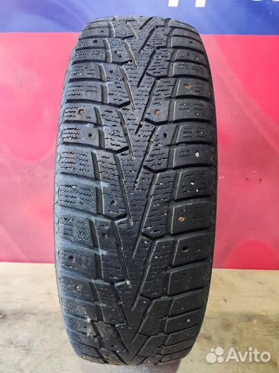 Roadstone Winguard WinSpike 215/65 R16