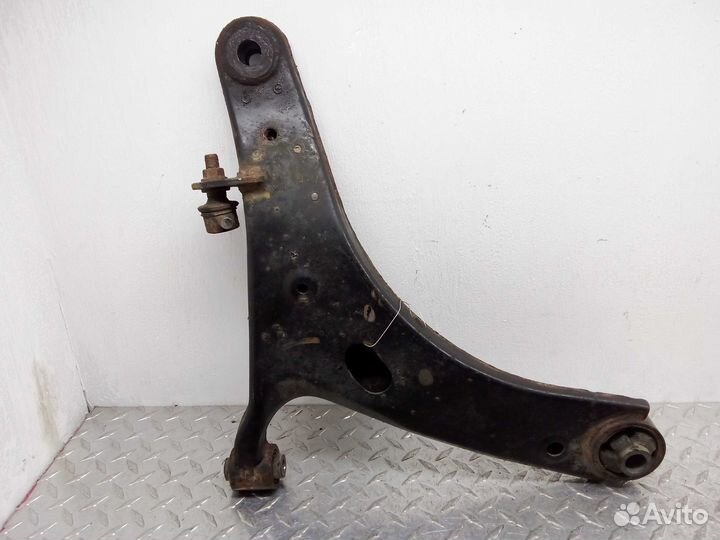 Рычаг передний правый нижний Subaru Tribeca WX