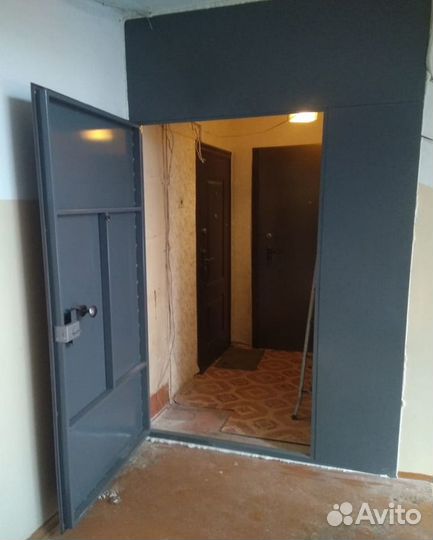 Дверь входная тамбурная