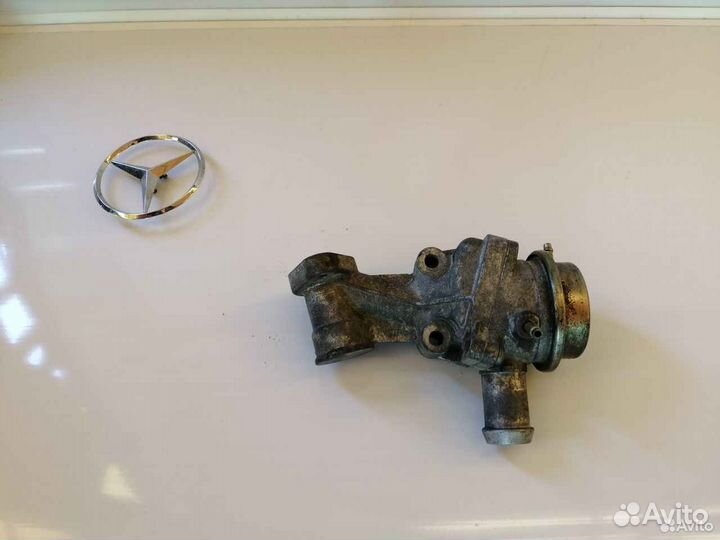 Клапан картерных газов системы EGR Mercedes