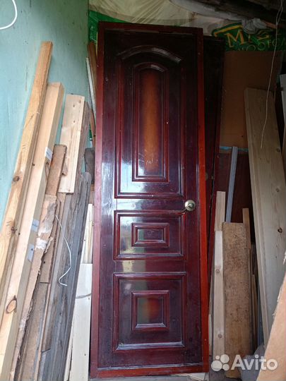 Дверь входная деревянная бу