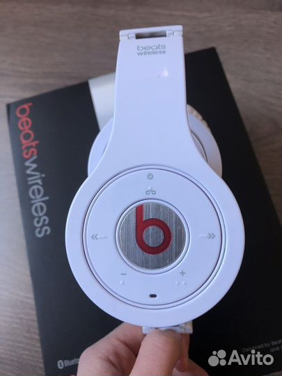 Beats (беспроводные)