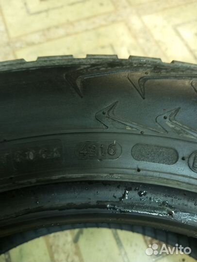 Nokian Tyres Hakkapeliitta 7 185/65 R15 92T