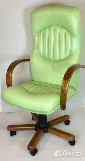 Компьютерное кресло