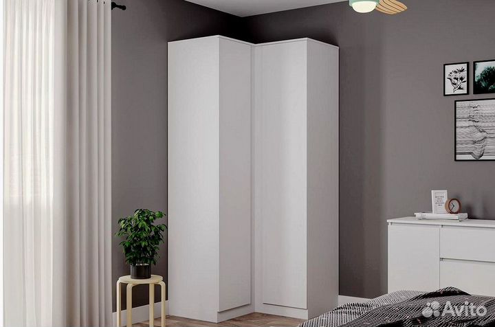 Угловой шкаф