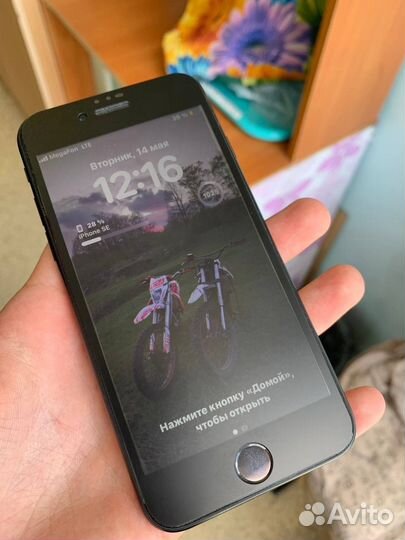 iPhone SE (2020), 64 ГБ