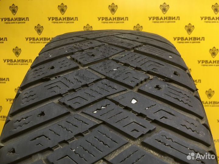 Goodyear Ultragrip Ice Arctic 205/55 R16 94T