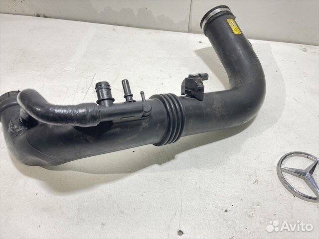 Патрубок воздушного фильтра Мерседес М271