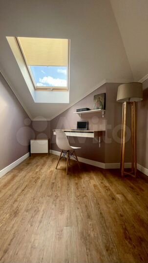 2-к. квартира, 77 м², 6/6 эт.