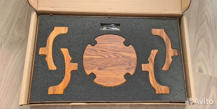 Винный столик