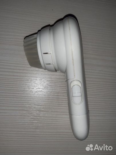 Массажер для лица и тела