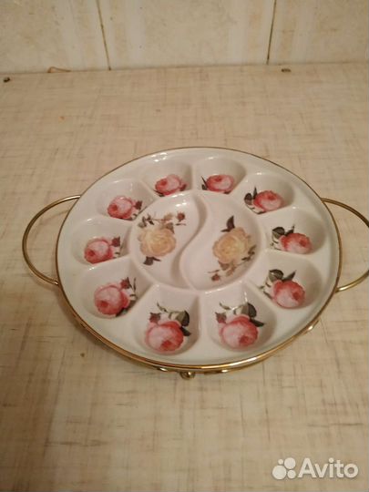 Тарелка для пасхальных яиц