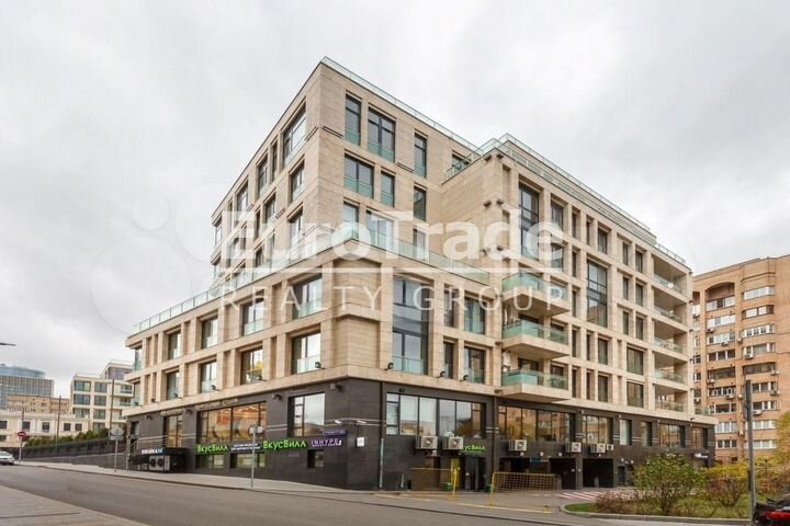 Сдам торговое помещение, 413 м²