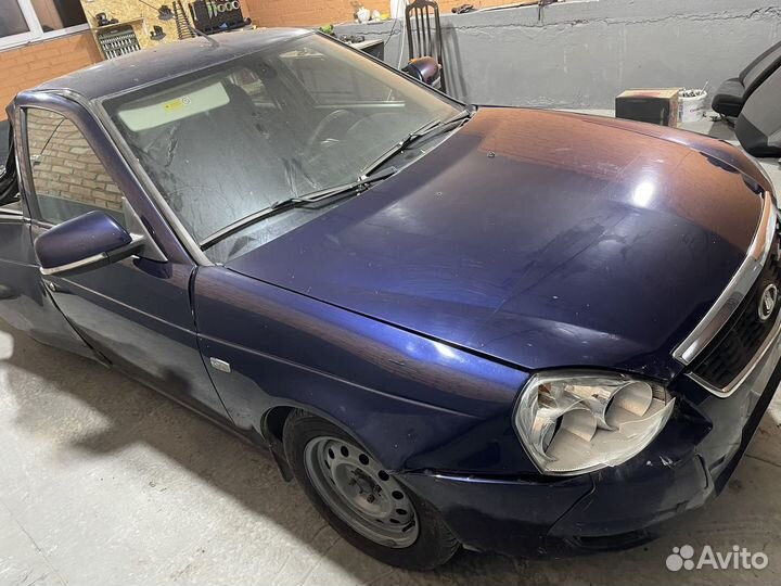 Priora на разбор 14 год lux