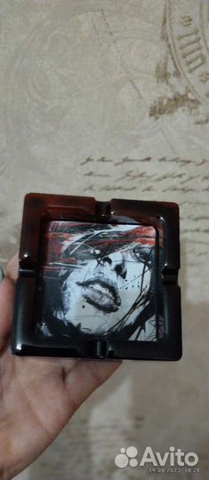 Пепельница