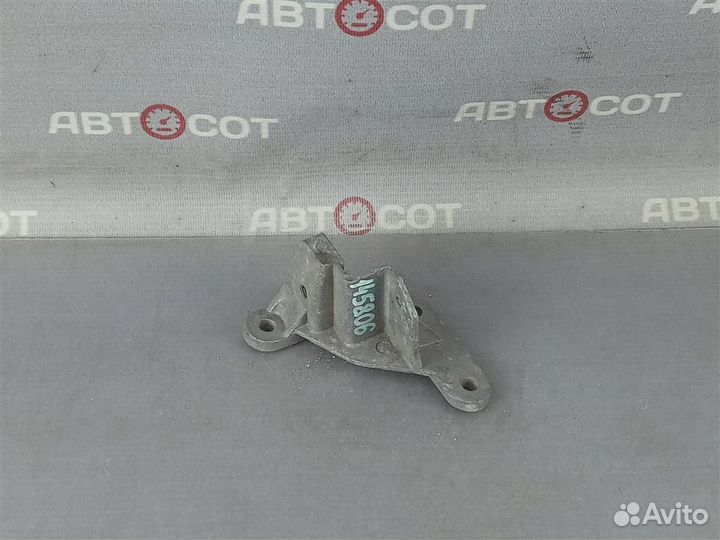Кронштейн Audi A4 (B7) 2005-2008