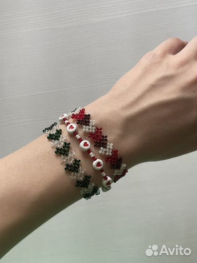 Браслет из бисера