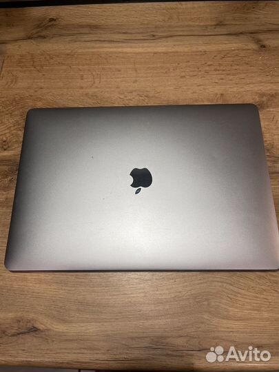 Apple MacBook Pro 15 2019