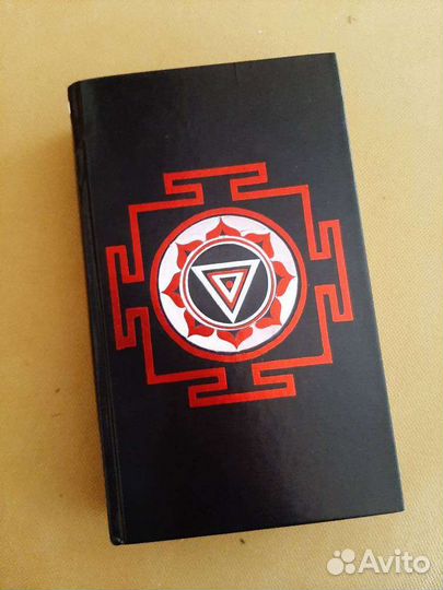 «Тень горы» Грегори Дэвид Робертс