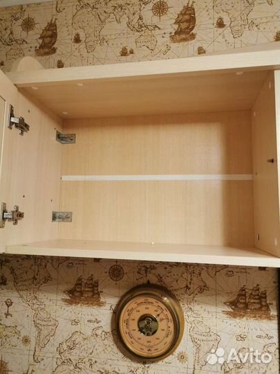 Полка настенная навесная Lazurit