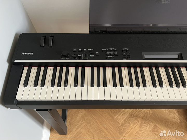 Сценическое цифровое пианино Yamaha CP4