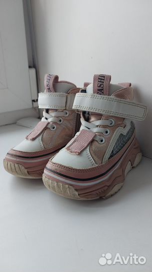 Ботинки для девочки