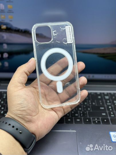 Чехол на iPhone 14 Pro