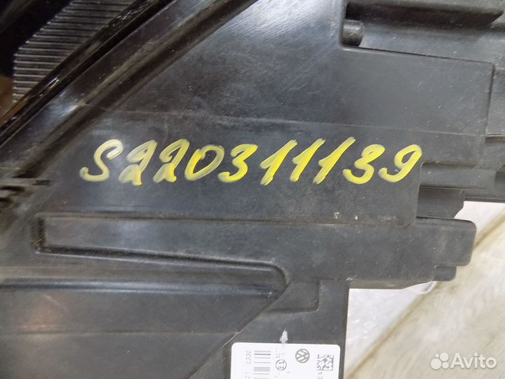 Фара правая Volkswagen Polo