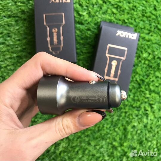 Автомобильное зарядное устройство Xiaomi 70Mai