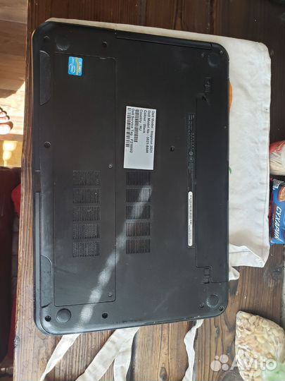 Dell inspiron 3521