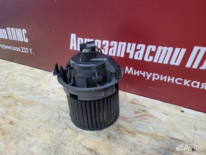 Мотор печки LADA X-Ray