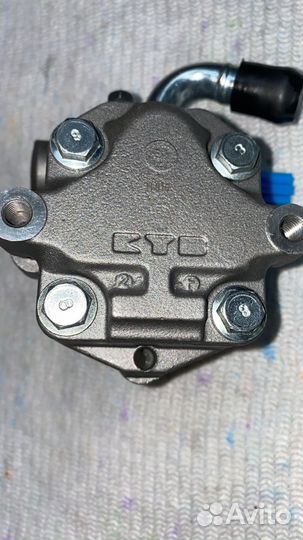 Насос гур KYB Volkswagen Touareg