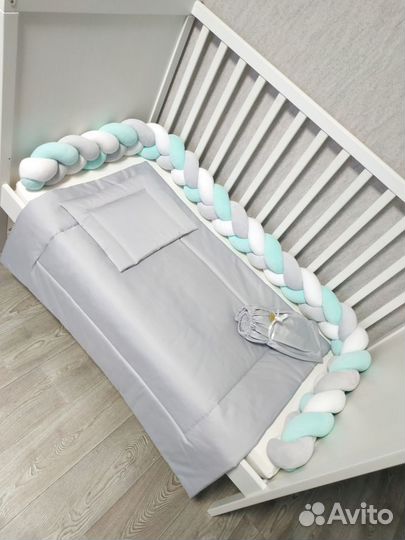 Детская кроватка для новорожденных
