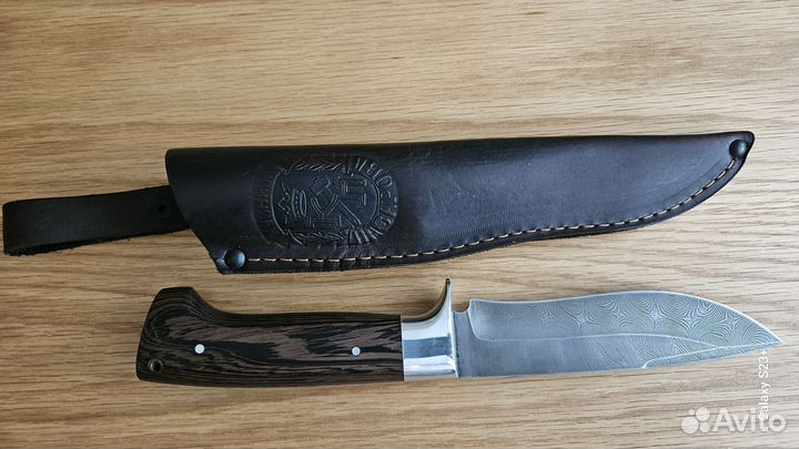Цельнометалический нож из дамаской стали