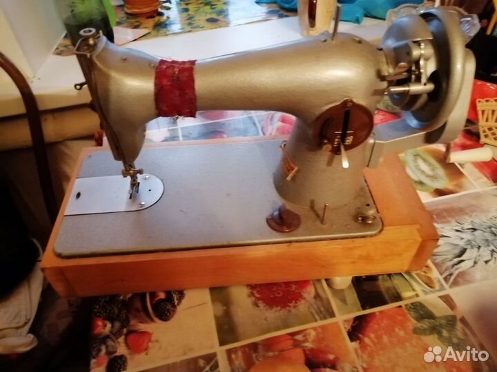 Швейная машинка