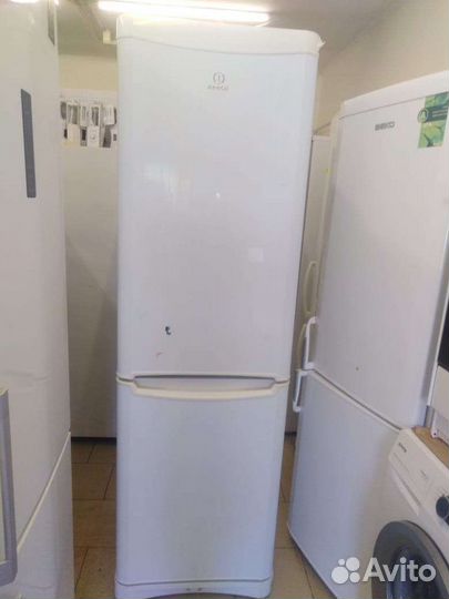 Холодильник Indesit 185см