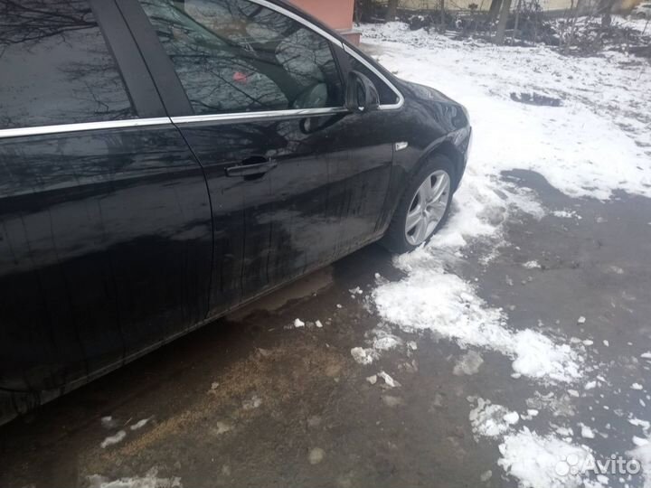 Opel Astra 1.4 AT, 2011, 225 182 км