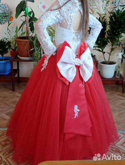 Продам платье