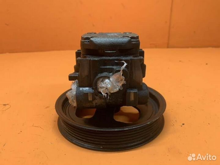 Насос гидроусилителя руля Hummer H3 3.7 2009