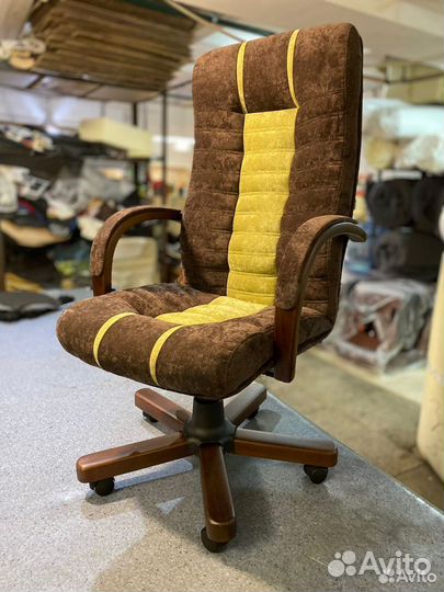 Компьютерное кресло