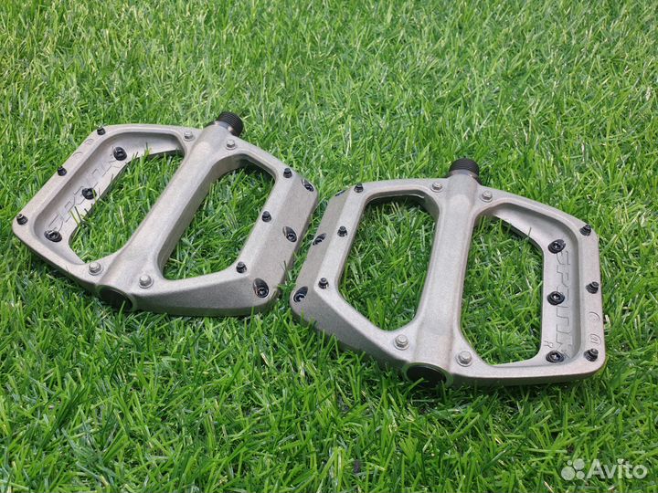 Педали Spank Spoon DC промышленные подшипники gray