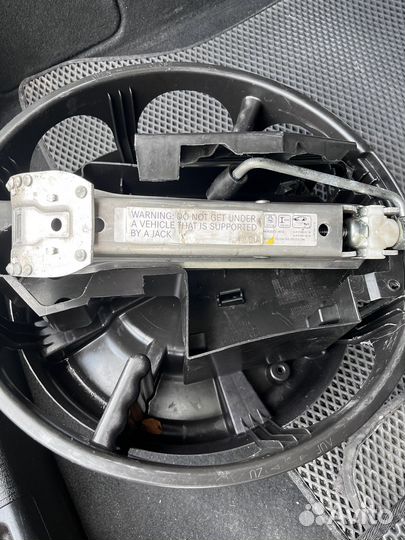 Домкрат для mercedes