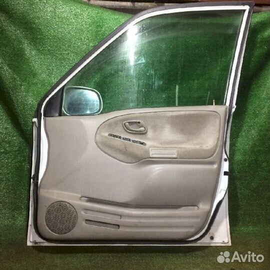 Дверь передняя правая Suzuki Escudo TD62W TL52W Пе