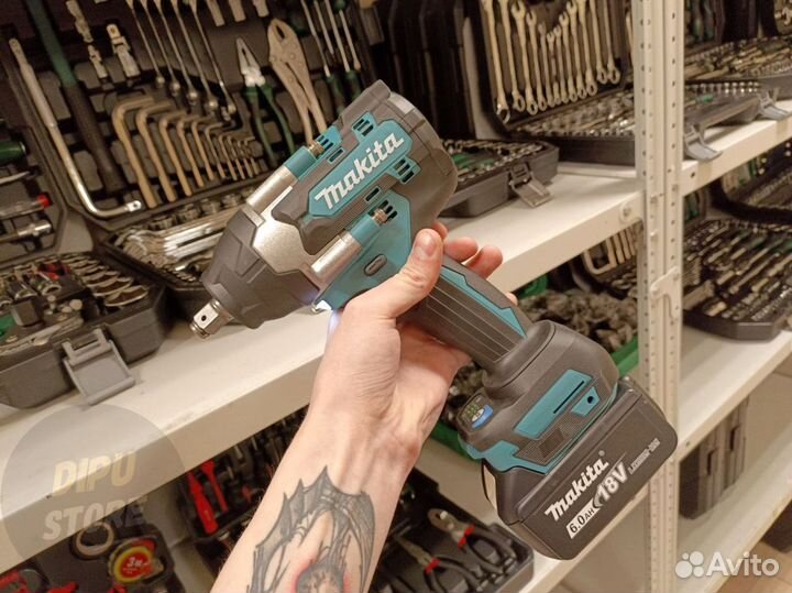 Гайковерт ударный Makita 700Нм