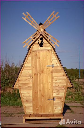 Уличный туалет деревянный HAT113