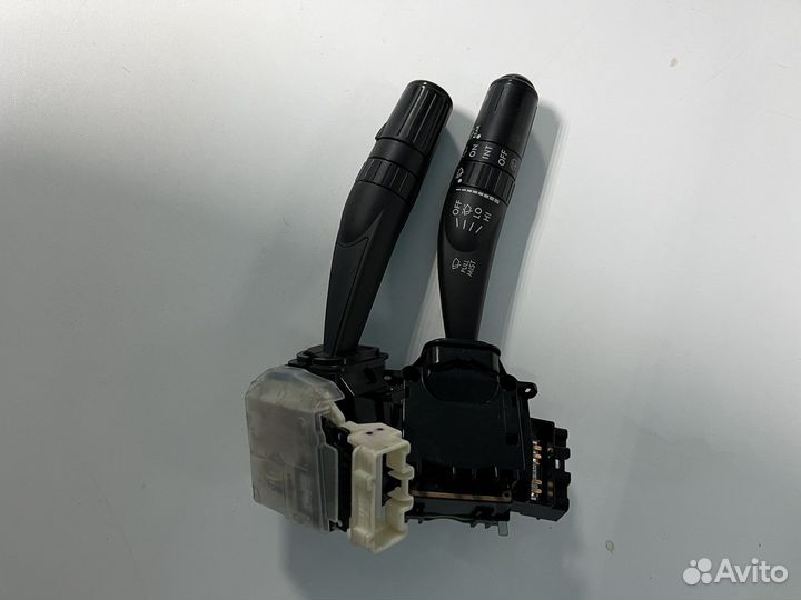 Переключатель подрулевой Субару Tribeca b9 w10