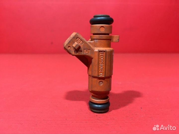 Форсунка Citroen C4 1 2008