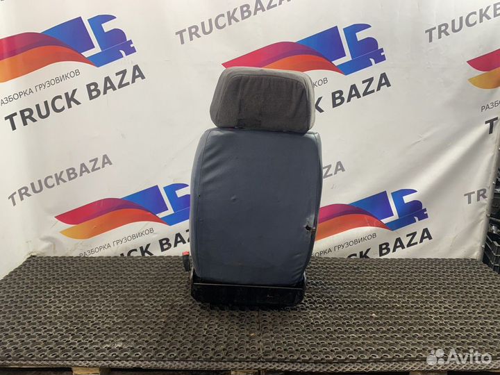 09439106601 Сиденье пассажирское механическое