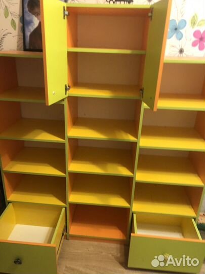 Стеллаж для игрушек