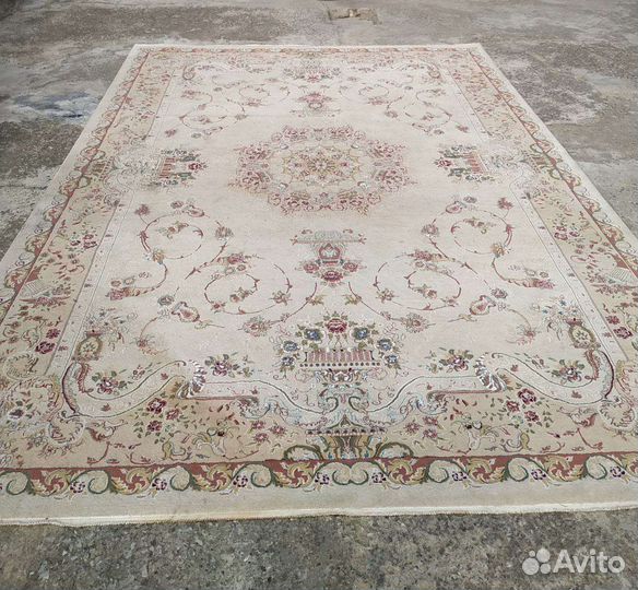 Ковер шерстяной